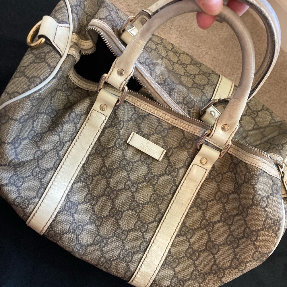 Gucci purse